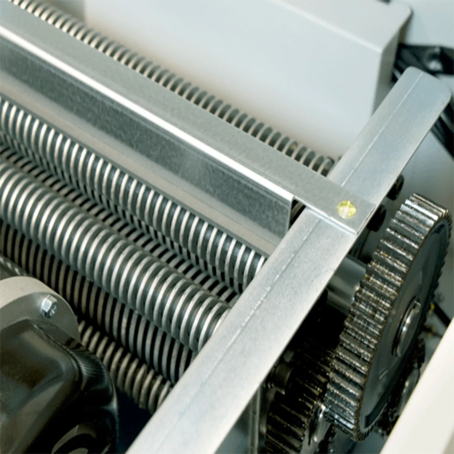 Formax FD 87 Plasti Plastic & Laminate Shredder Machine